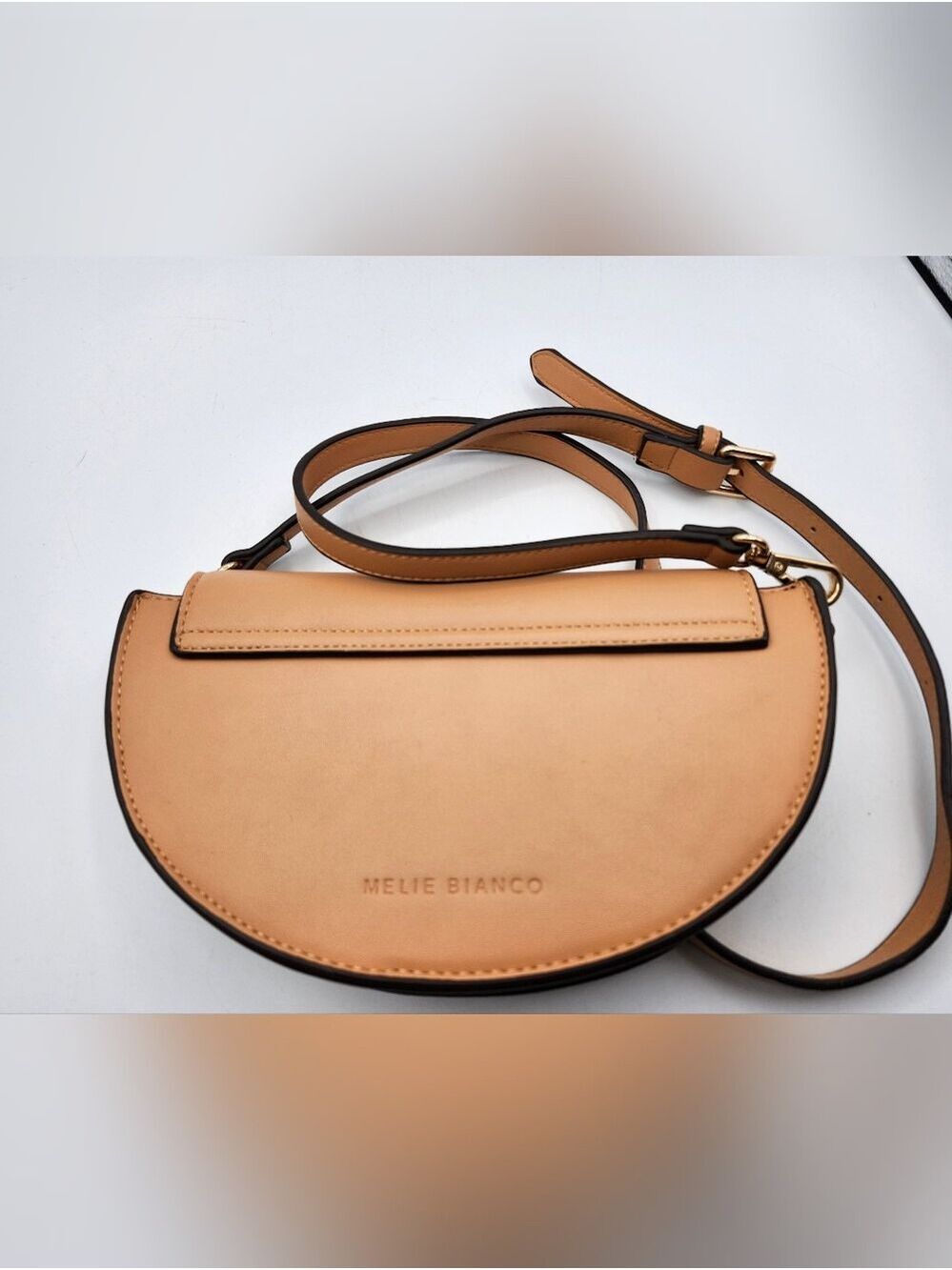 Melie Bianco Anthropologie Tan Crescent Saddle Crossbody NWOT - Picture 3 of 8